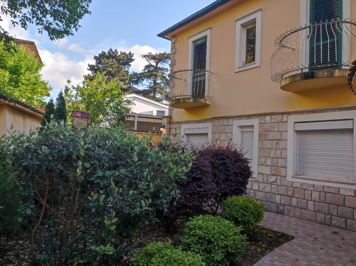 House in Kotor for sale near the promenade and the coast